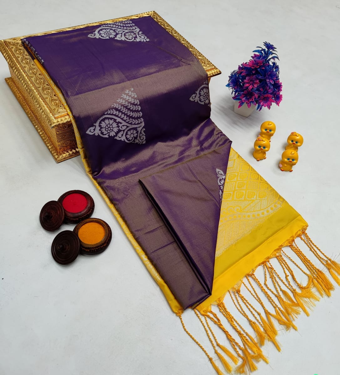 Rust Orange Geometric Weave – Borderless Soft Silk Sarees
