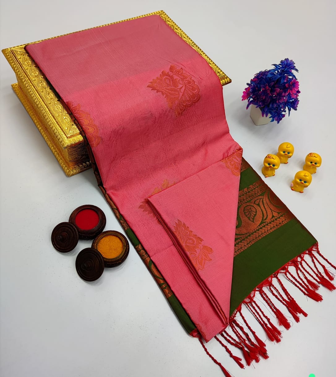 Wine Geometric Weave – Borderless Soft Silk Sarees