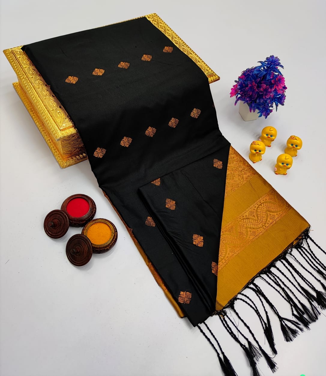 Dark Green Classic Small Butta – Borderless Soft Silk Sarees