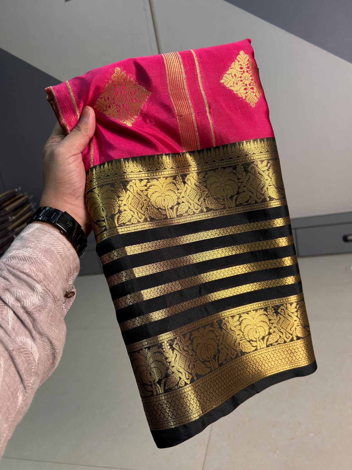 Banarasi Tissue Silk Saree - Wine Maroon Lavender Gold pallu and border