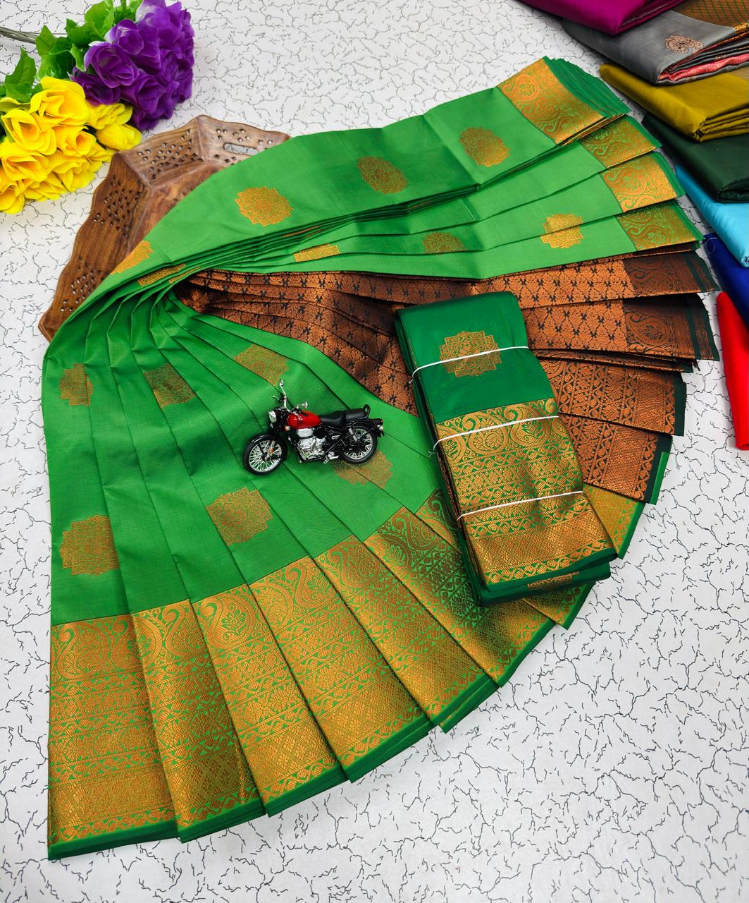 Green Ornate Medallion Border Kanchi Border Soft Silk Saree