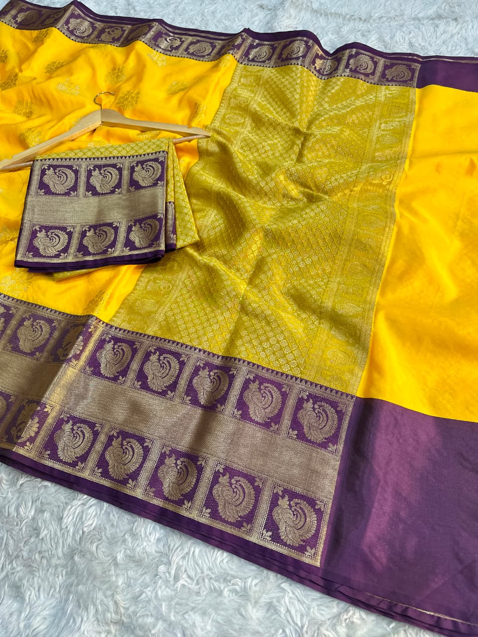 Yellow Banarasi Soft Silk Saree – pallu view